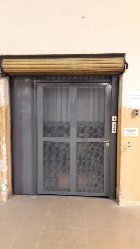 asensores de hierro
